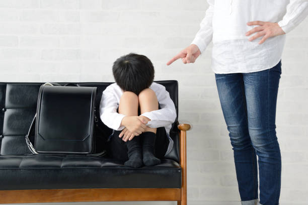 Quá khứ là gì mà khiến trái tim con thổn thức?